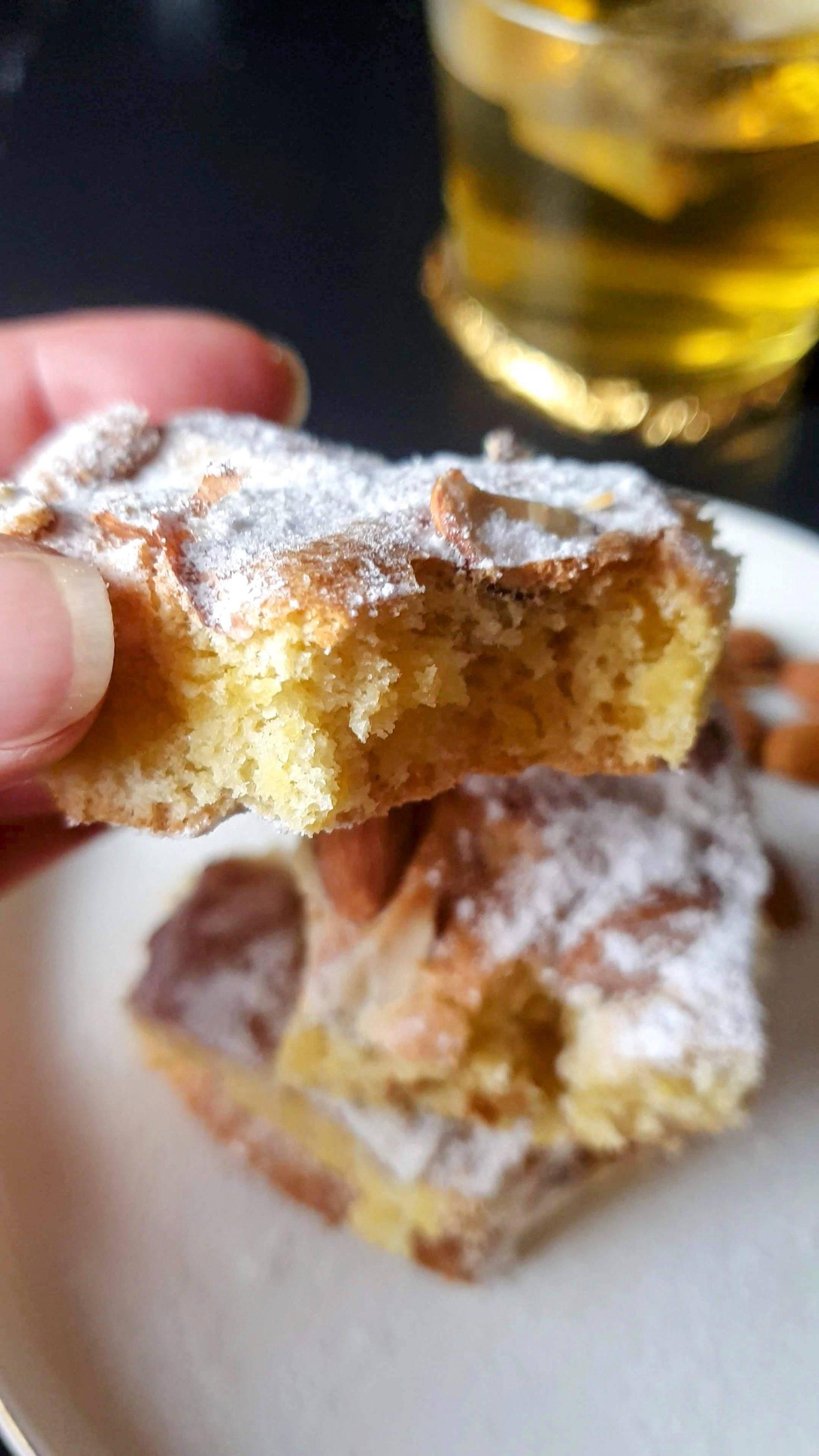 Healthy and Easy Almond Lemon Bars