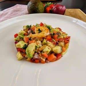 Avocado Shrimp and Strawberries Salad