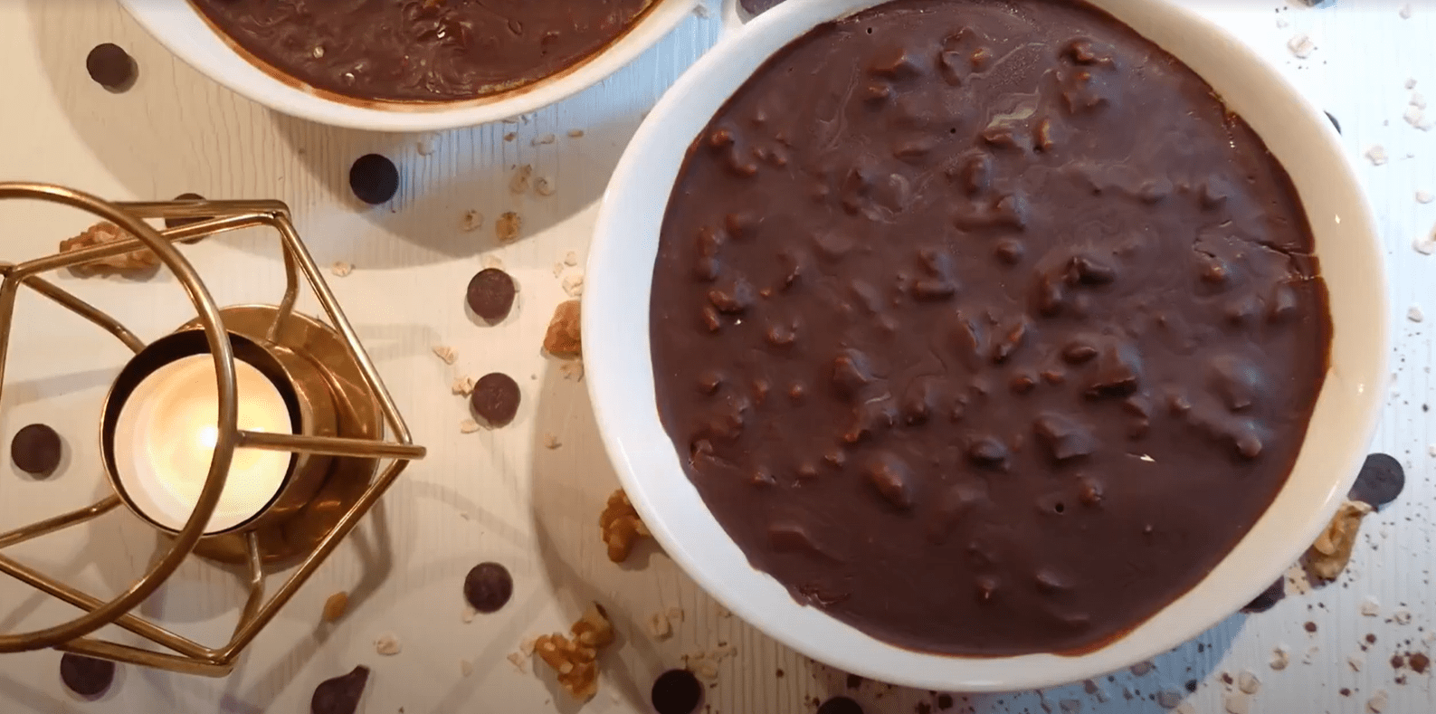 Indulge in Deliciousness with Snickers Overnight Oats: A Nutrient-Packed Treat