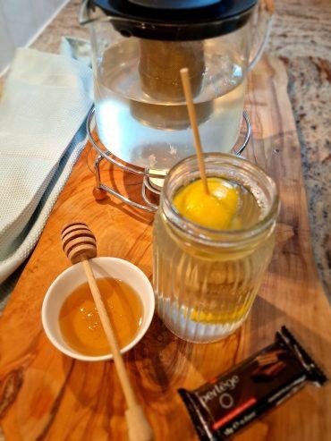 Soothing Elixir: Crafting the Perfect Lemon and Ginger Tea Experience